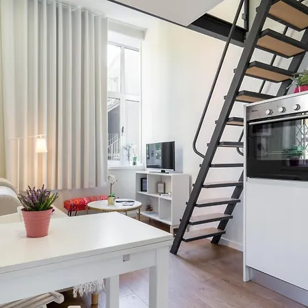 Domus 21 - Entreparedes Apartamento *